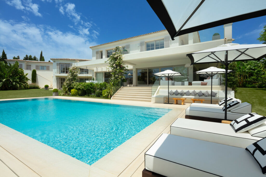 Detached Villa Aloha Málaga - image 33