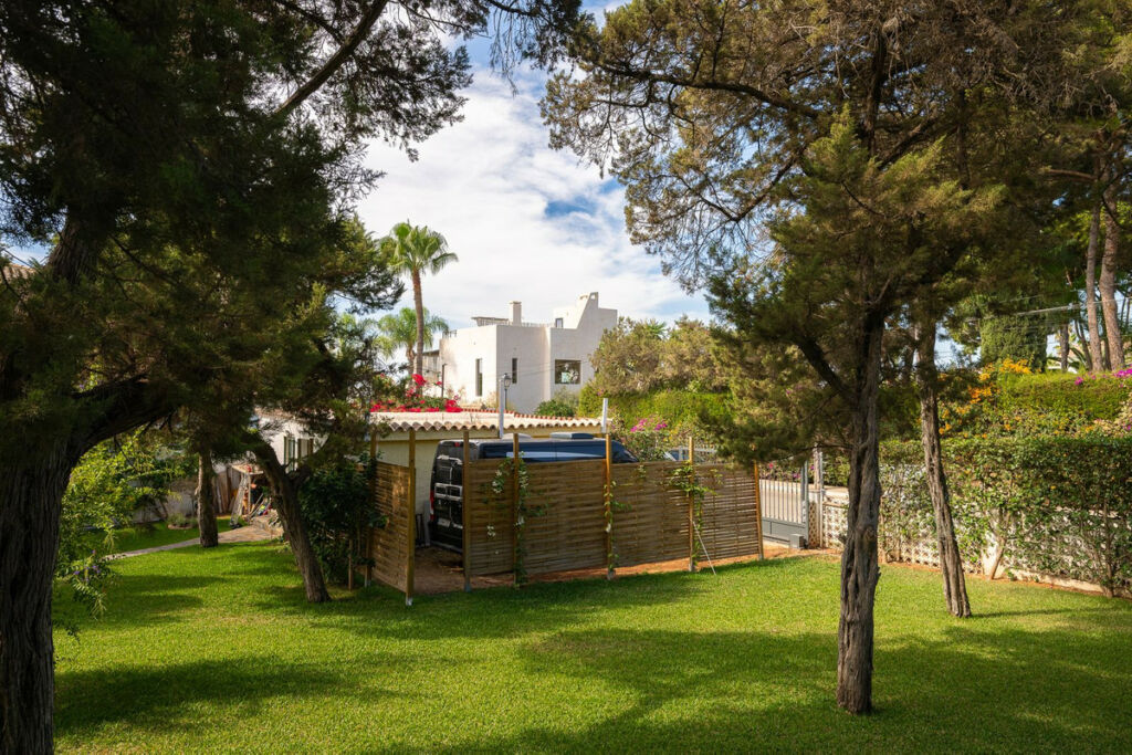 Detached Villa Marbesa Málaga - image 33