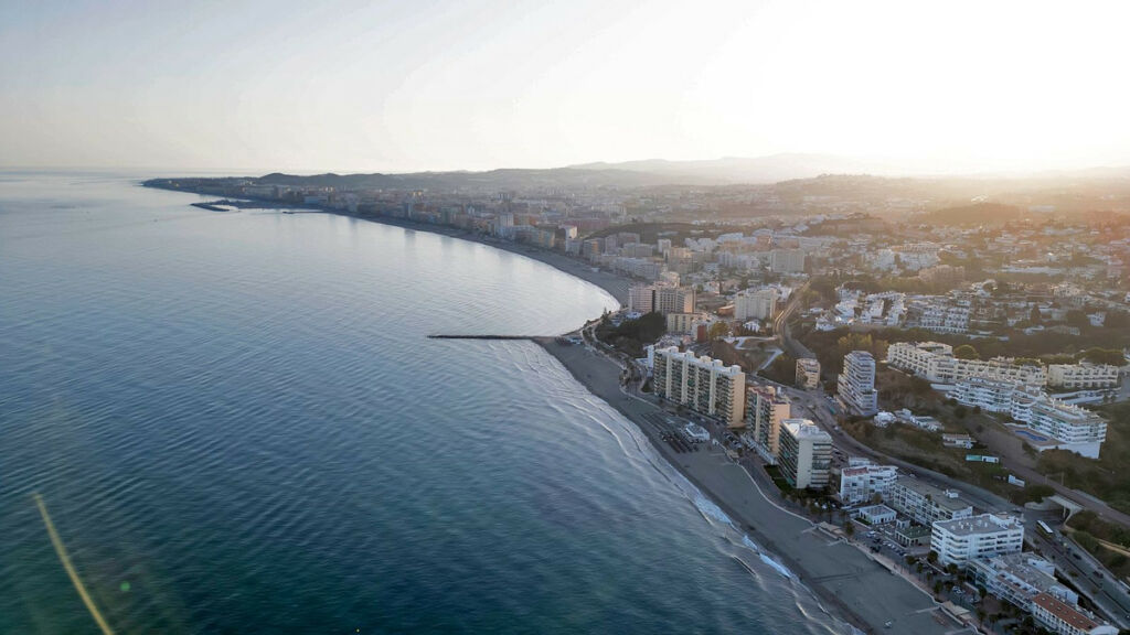 Penthouse Fuengirola Málaga - image 31