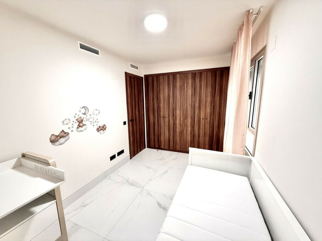 Middle Floor Apartment San Pedro de Alcántara Málaga - image 32
