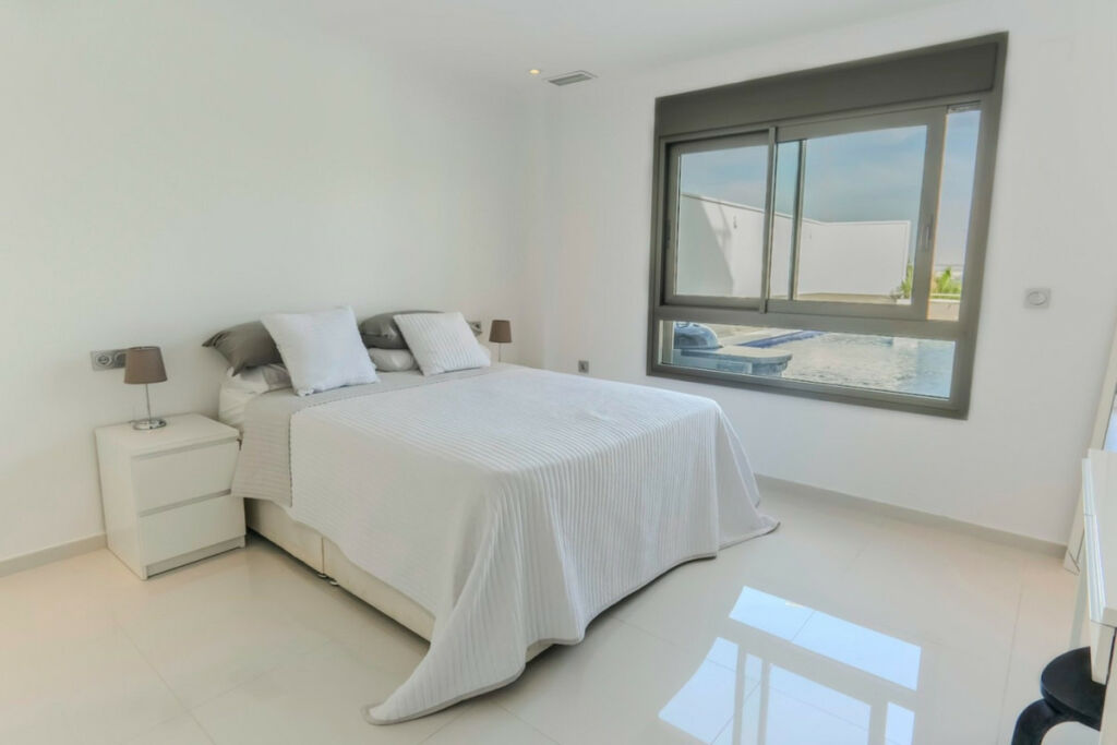 Detached Villa Ciudad Quesada Alicante - image 33