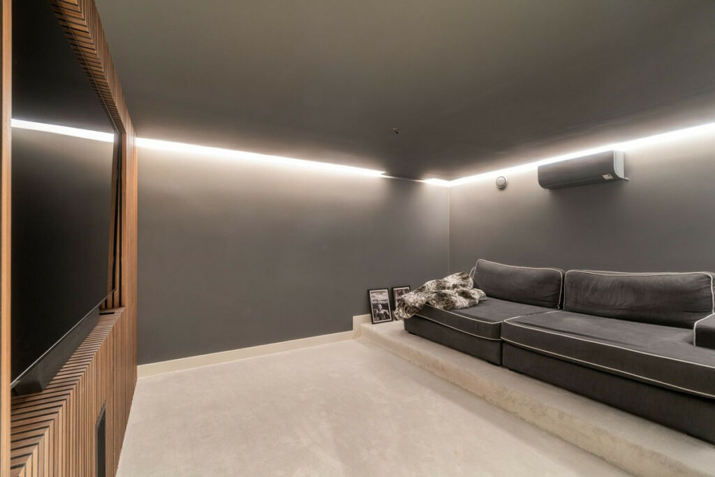 Detached Villa Nueva Andalucía Málaga - image 33