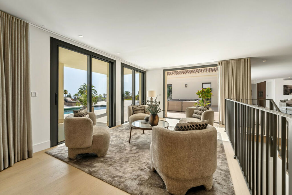 Detached Villa The Golden Mile Málaga - image 33