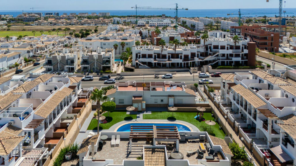 Ground Floor Apartment Punta Prima Alicante - image 33