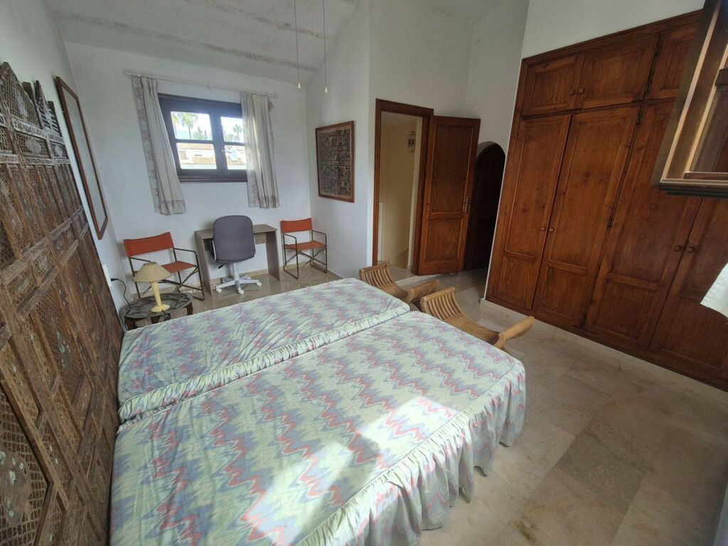 Townhouse Guadalmina Baja Málaga - image 33