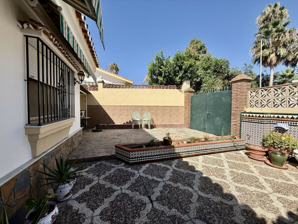 Detached Villa Benalmadena Málaga - image 9