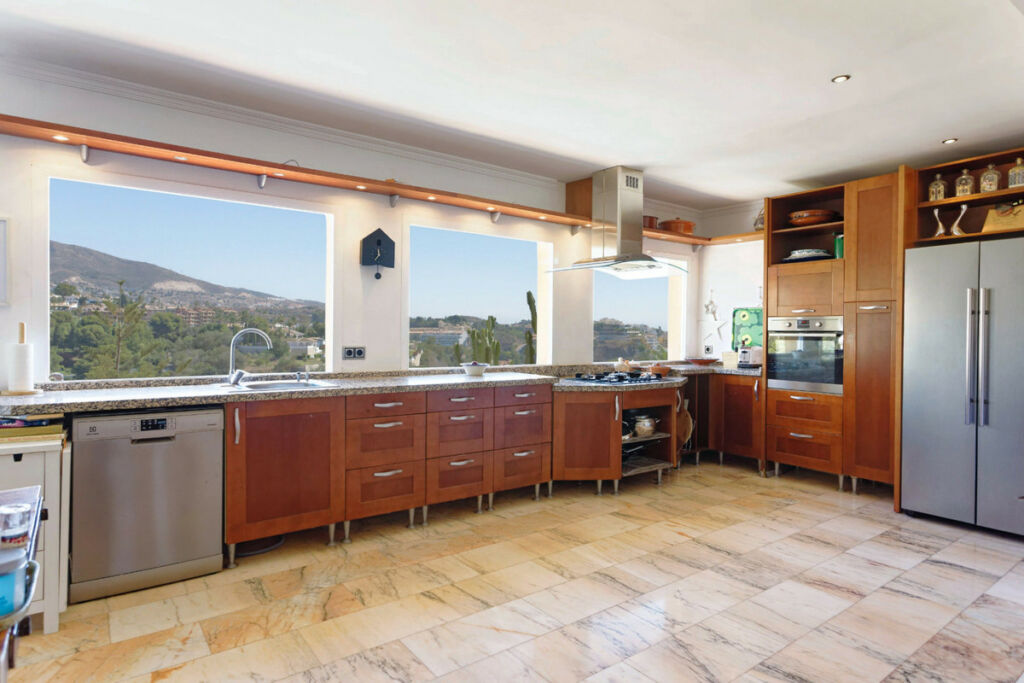Detached Villa Torremuelle Málaga - image 33
