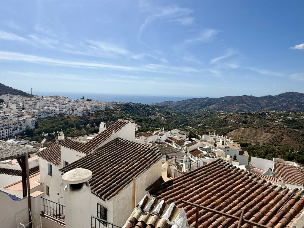 Townhouse Frigiliana Málaga - image 33