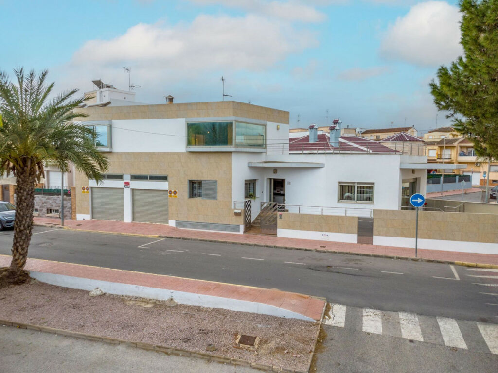Detached Villa Rojales Alicante - image 33