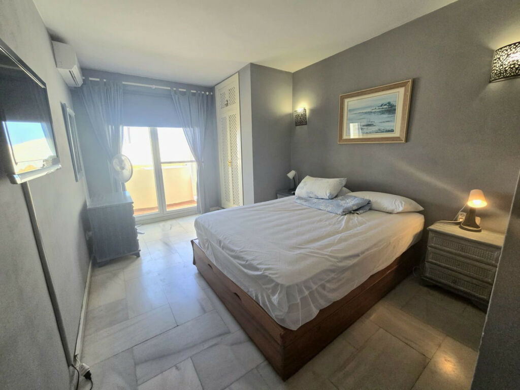 Middle Floor Apartment Benalmadena Costa Málaga - image 10