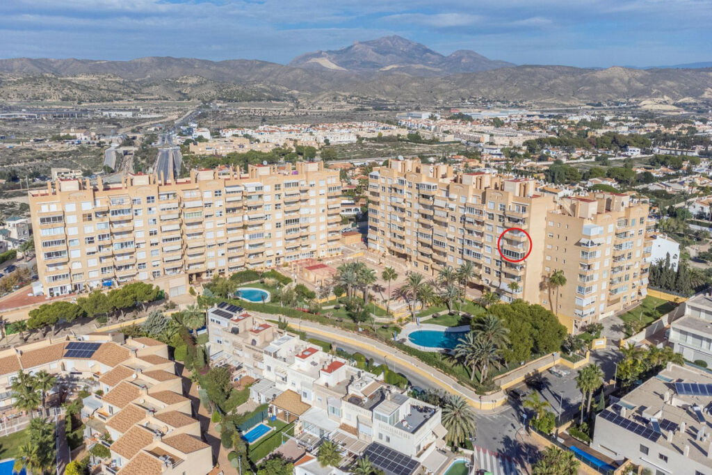 Middle Floor Apartment El Campello Alicante - image 34