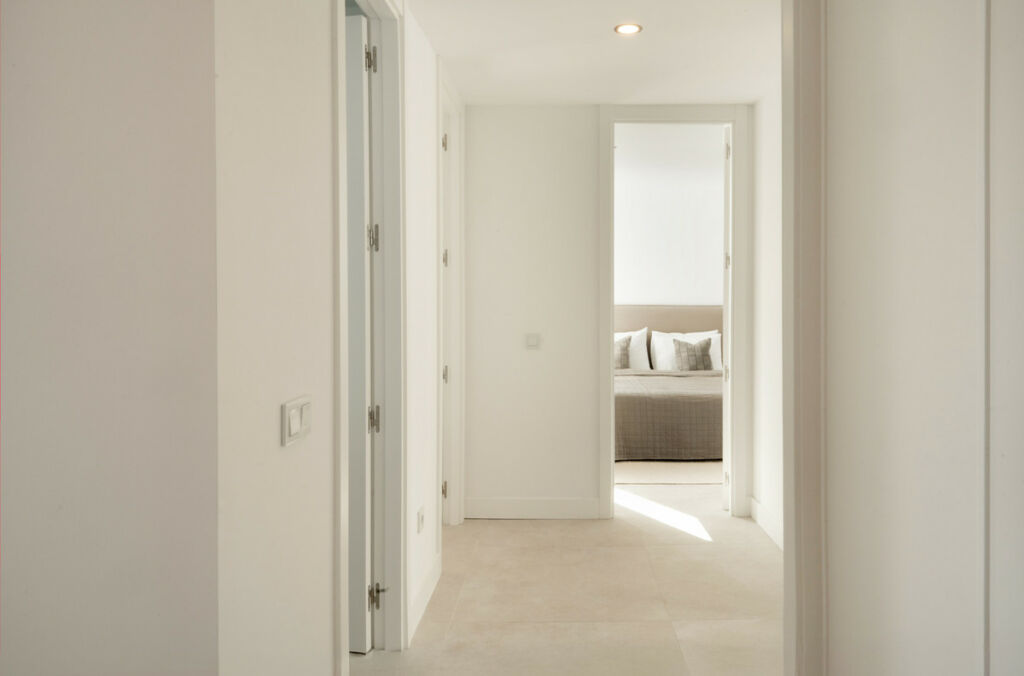 Middle Floor Apartment Estepona Málaga - image 34