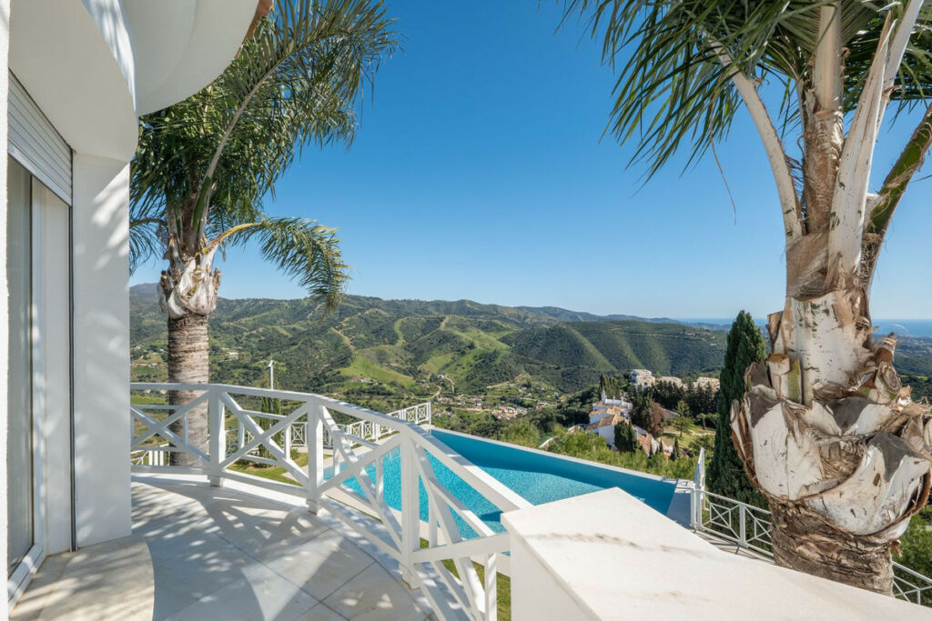 Detached Villa Marbella Málaga - image 34