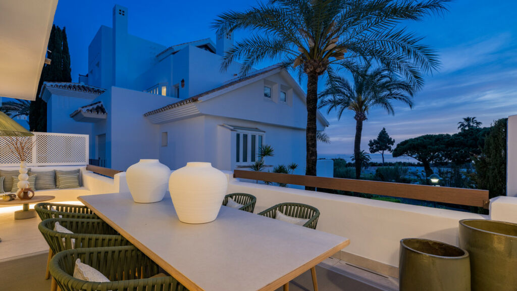 Middle Floor Apartment Los Monteros Málaga - image 34