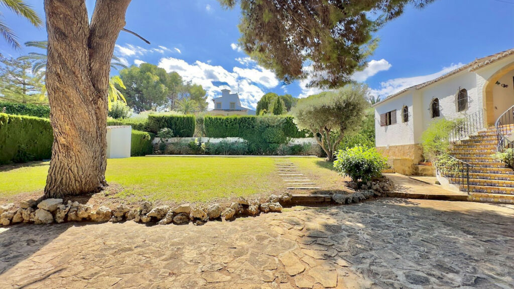 Detached Villa Javea Alicante - image 34
