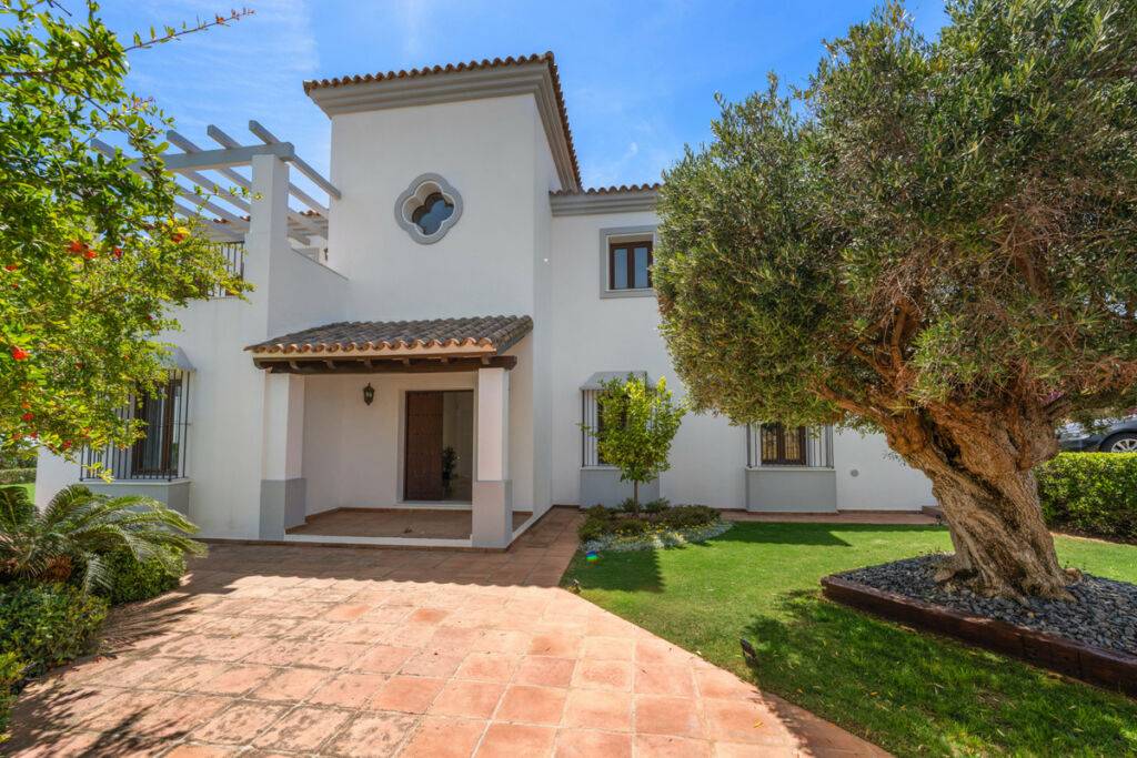 Detached Villa Sotogrande Cádiz - image 34