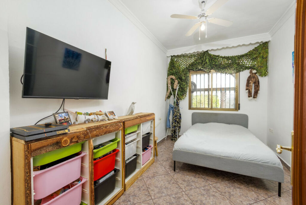 Detached Villa Riogordo Málaga - image 34