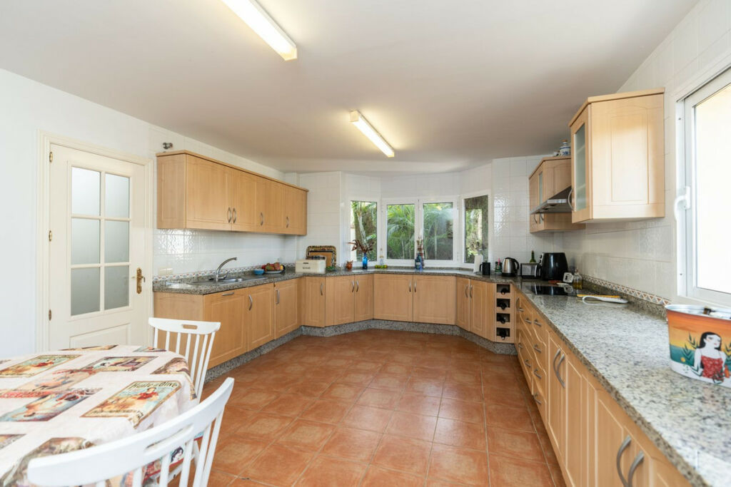 Detached Villa Riviera del Sol Málaga - image 34
