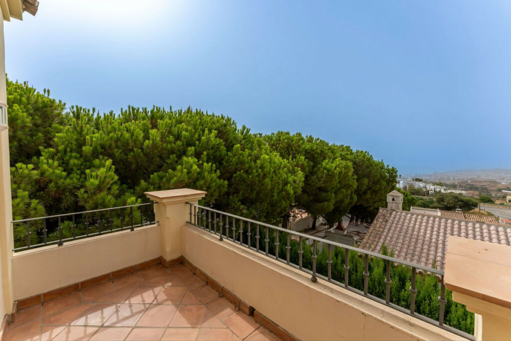 Detached Villa Mijas Málaga - image 34