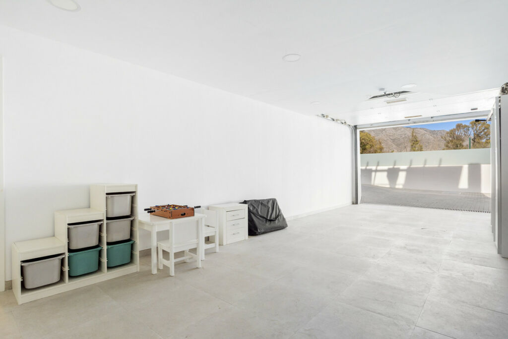 Detached Villa Nueva Andalucía Málaga - image 34