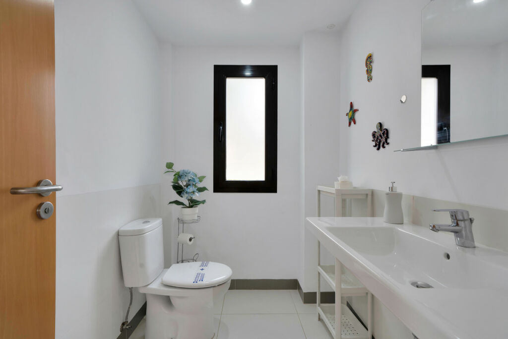 Detached Villa Riviera del Sol Málaga - image 34