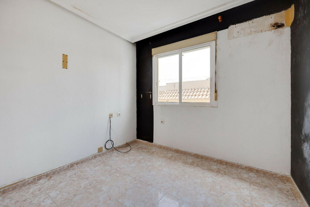 Townhouse Los Montesinos Alicante - image 34