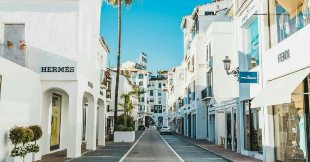 Ground Floor Apartment Puerto Banús Málaga - image 32