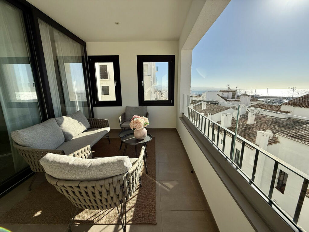 Middle Floor Apartment Puerto Banús Málaga - image 33