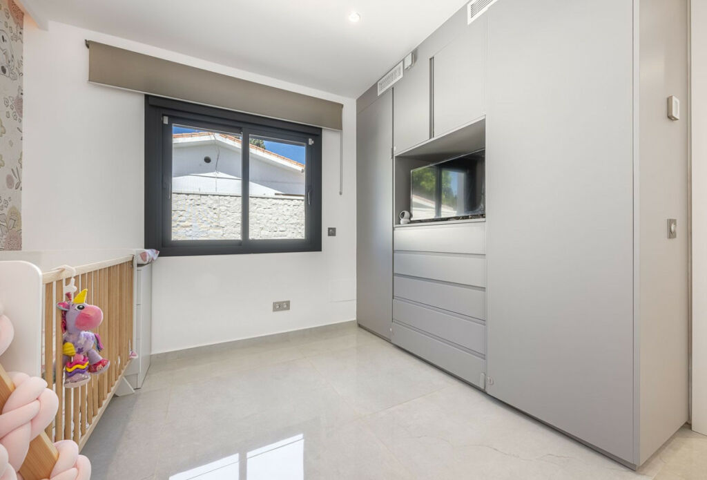 Detached Villa New Golden Mile Málaga - image 34