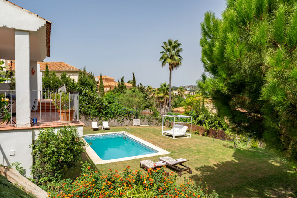 Detached Villa Sotogrande Alto Cádiz - image 34