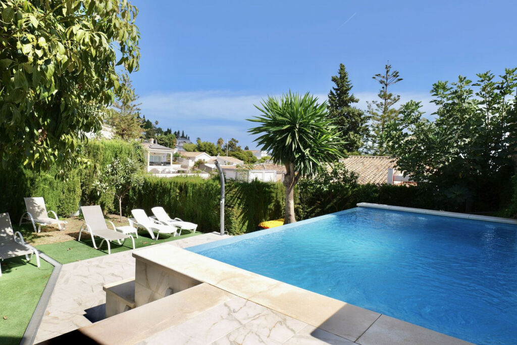 Detached Villa Benalmadena Málaga - image 34