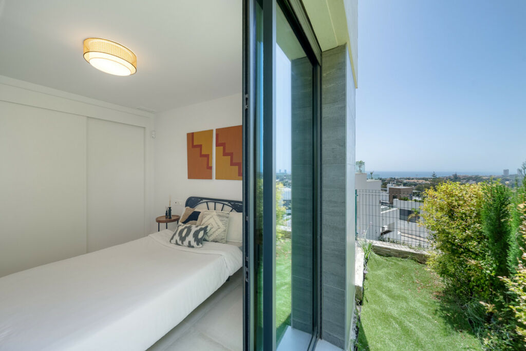Duplex Cabopino Málaga - image 34