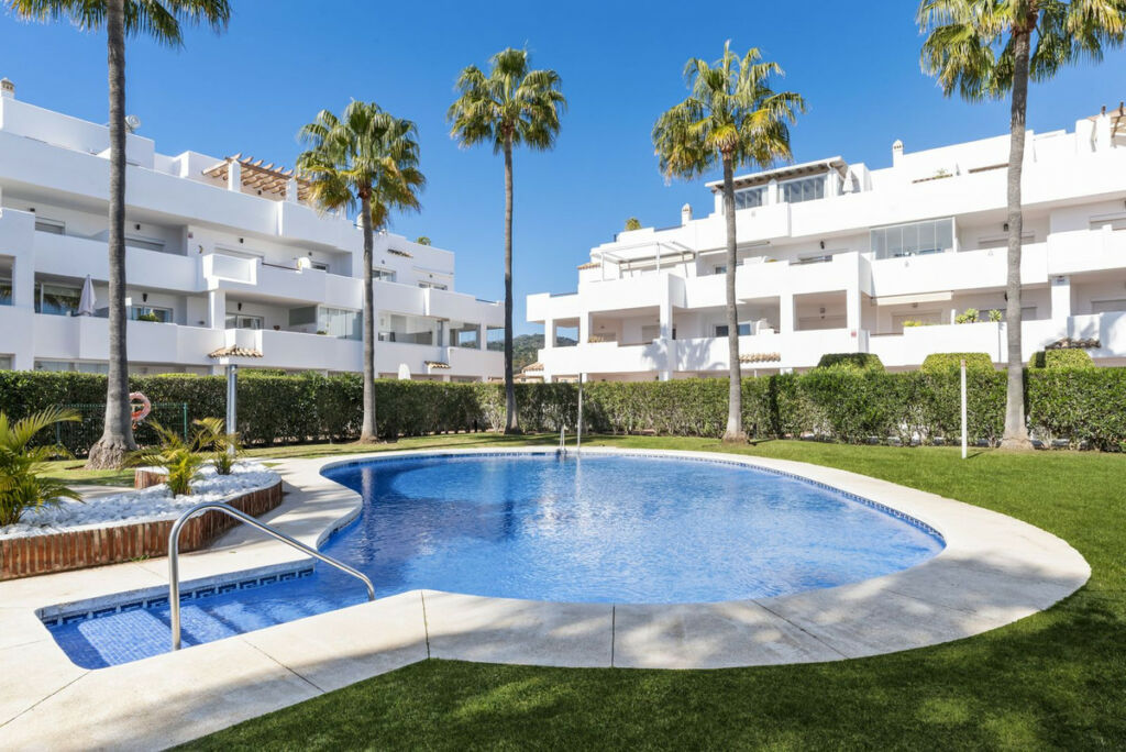 Ground Floor Apartment Estepona Málaga - image 34