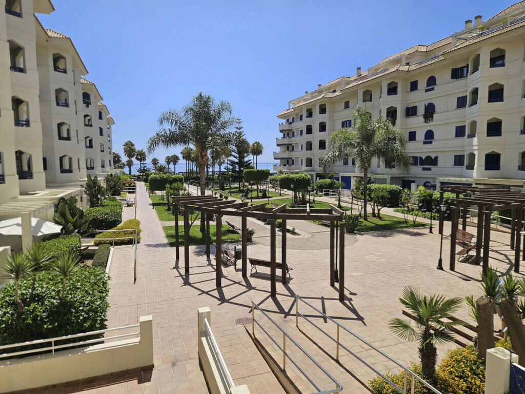 Middle Floor Apartment San Luis de Sabinillas Málaga - image 34