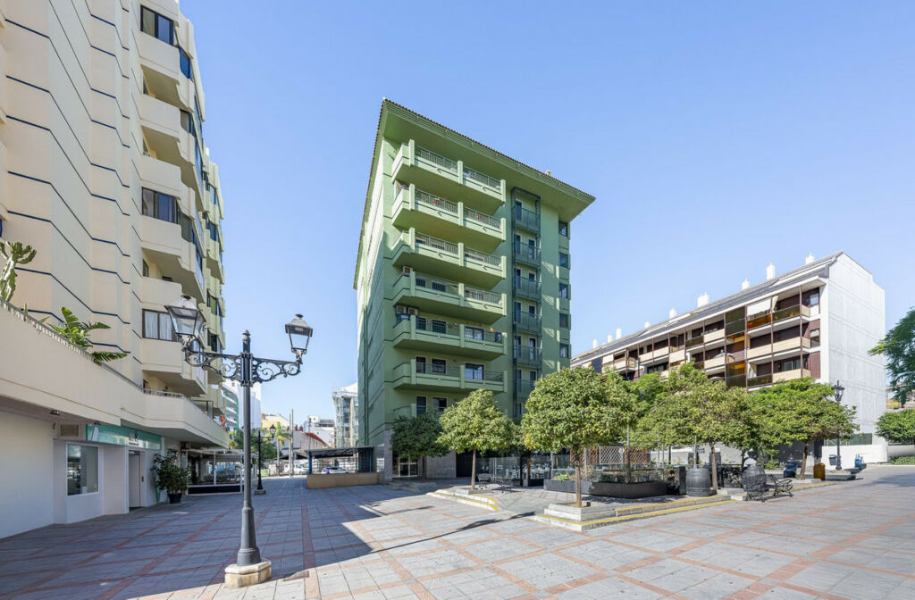 Middle Floor Apartment Fuengirola Málaga - image 34