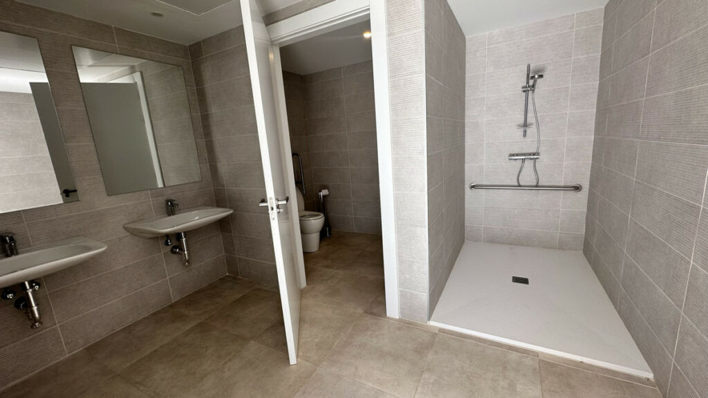 Middle Floor Apartment Selwo Málaga - image 34