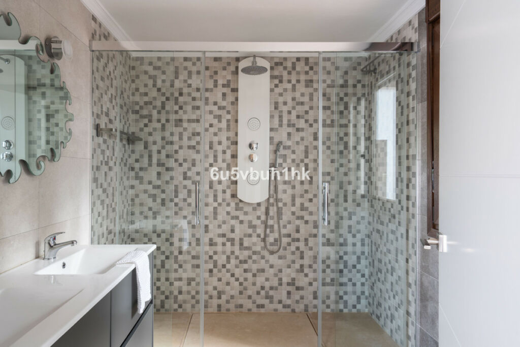 Detached Villa Benalmadena Málaga - image 35