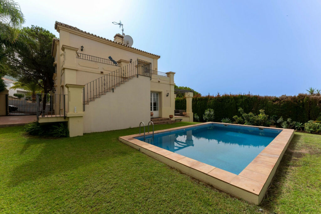 Detached Villa Mijas Málaga - image 35