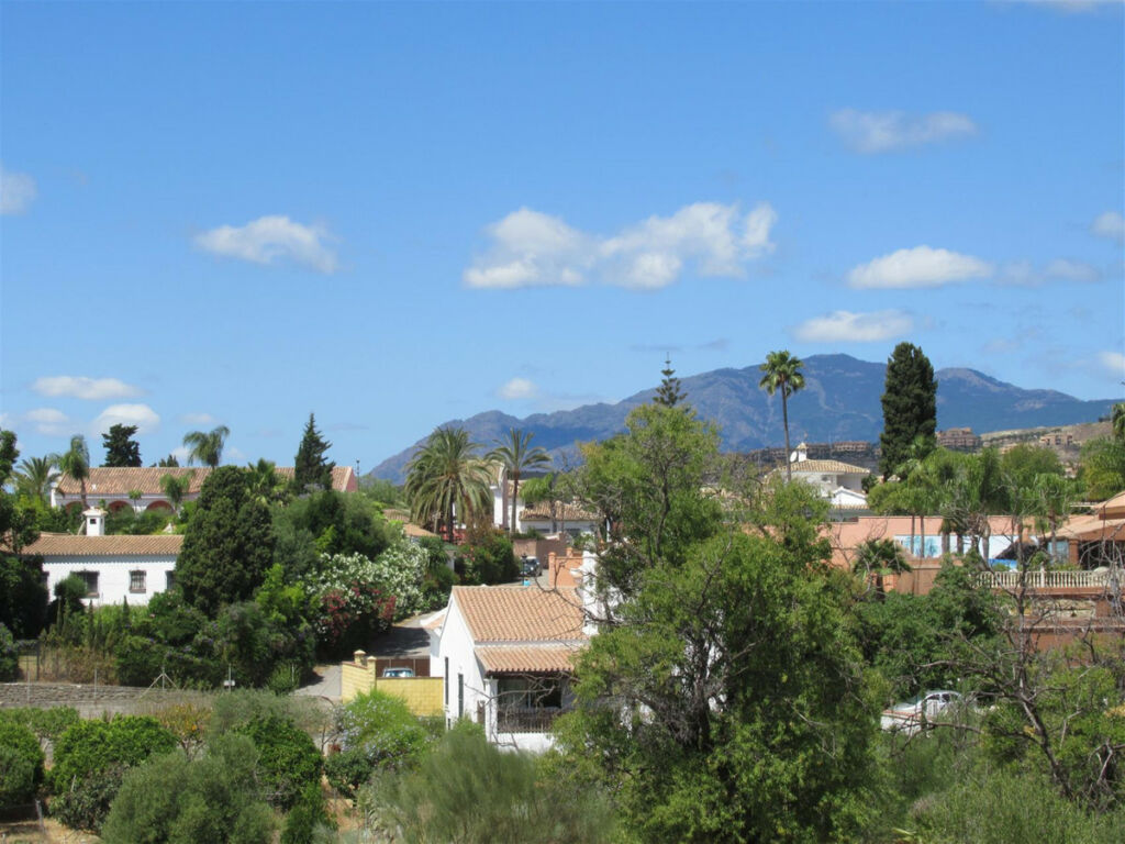 Townhouse Guadalmina Alta Málaga - image 35