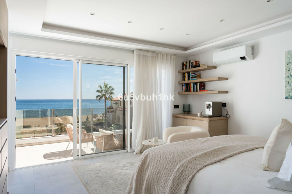 Townhouse Casares Málaga - image 35