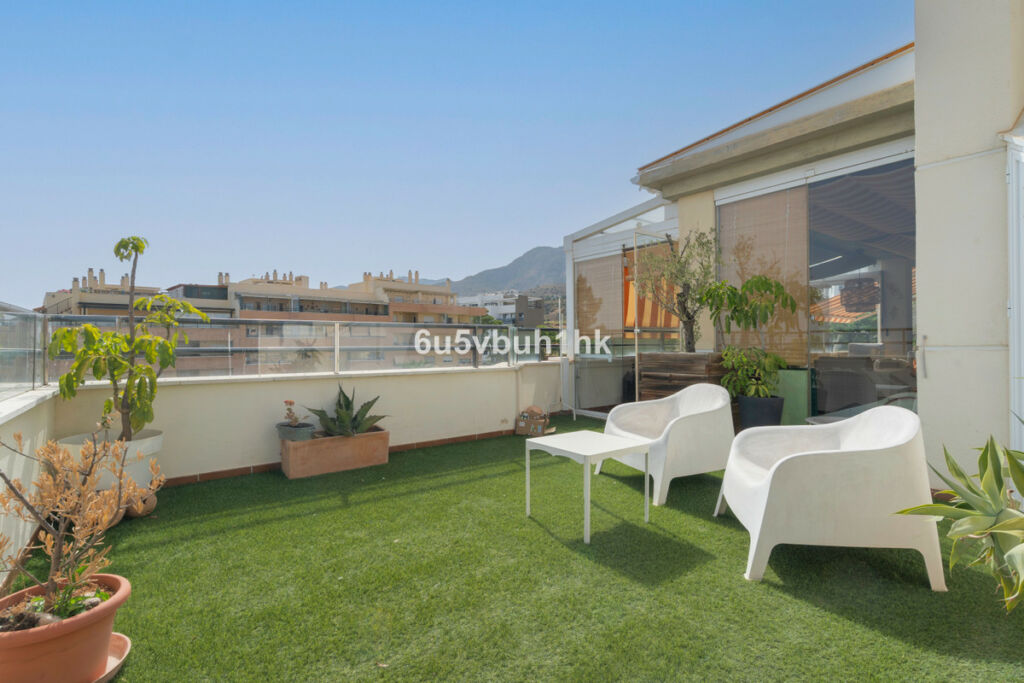 Penthouse El Pinillo Málaga - image 34