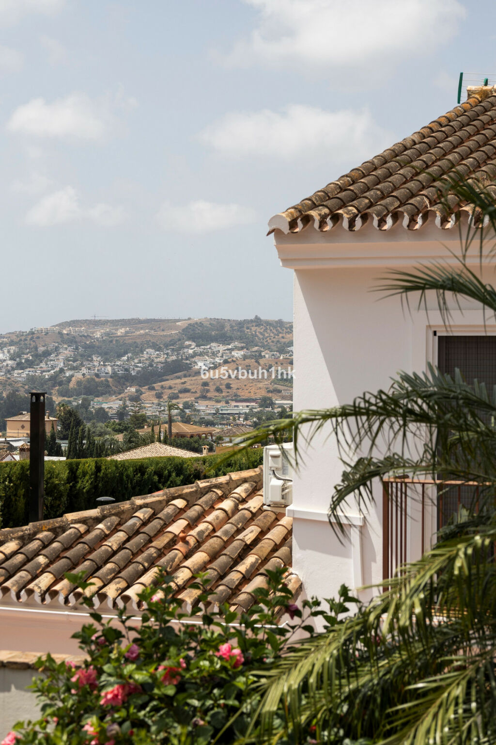 Detached Villa Sierrezuela Málaga - image 35