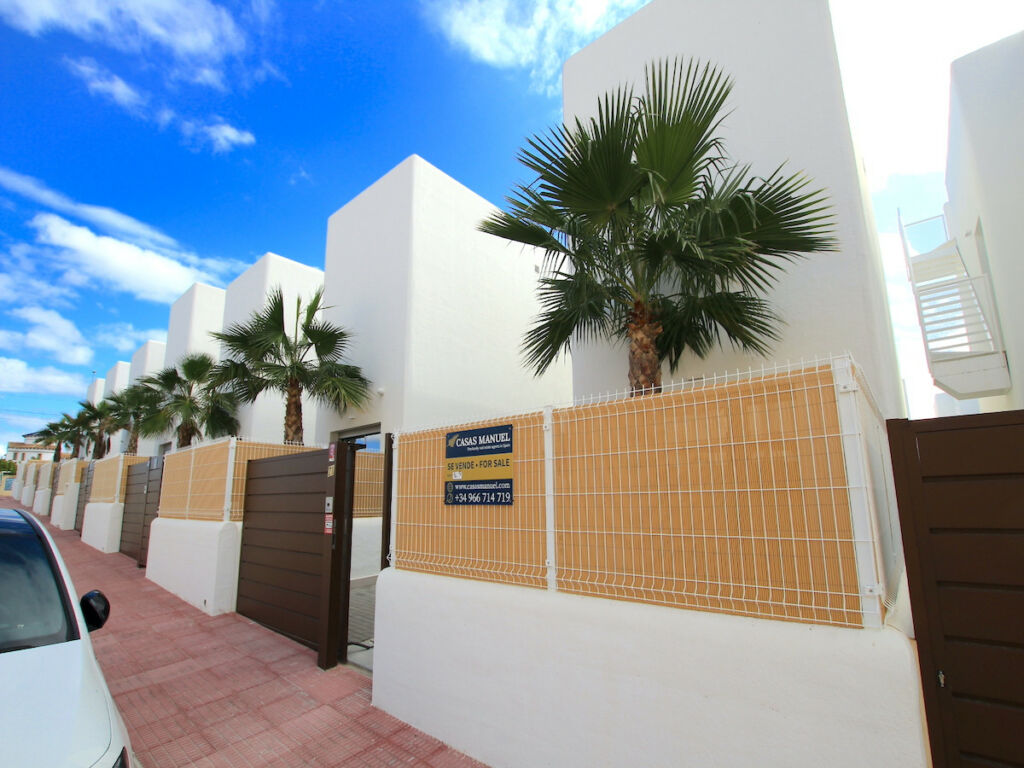 Detached Villa La Marina Alicante - image 35