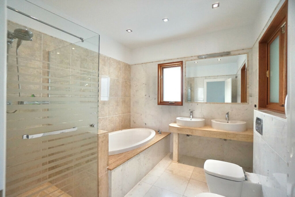 Detached Villa Benahavís Málaga - image 35