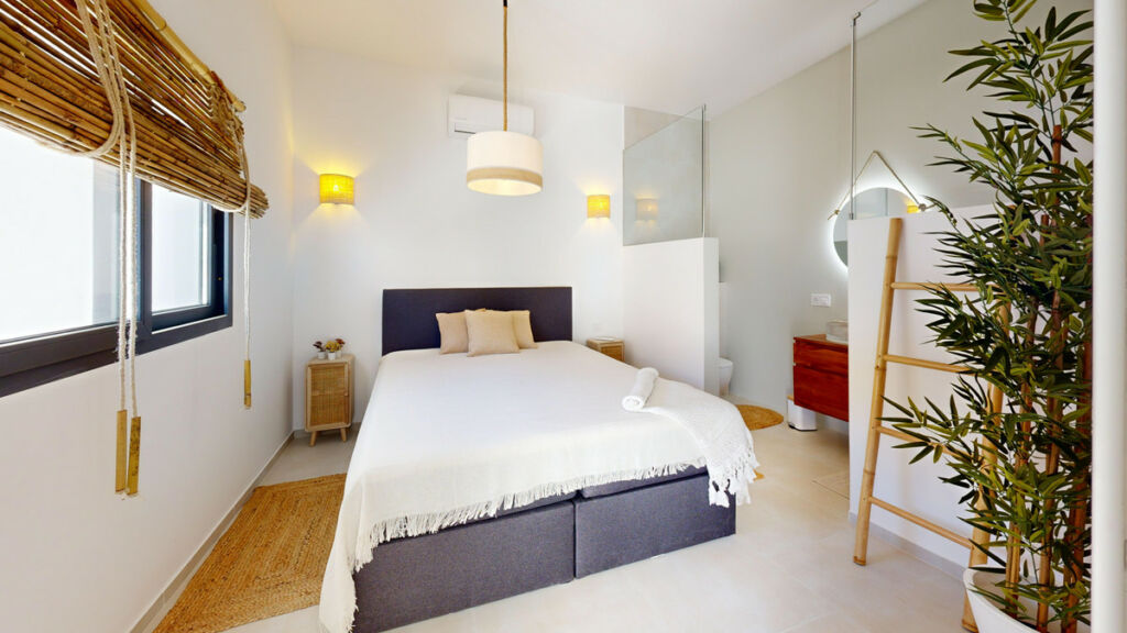Detached Villa Estepona Málaga - image 35