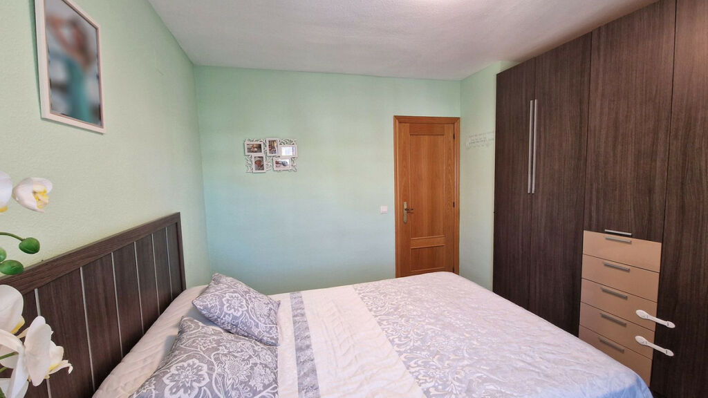 Middle Floor Apartment Benalmadena Málaga - image 35