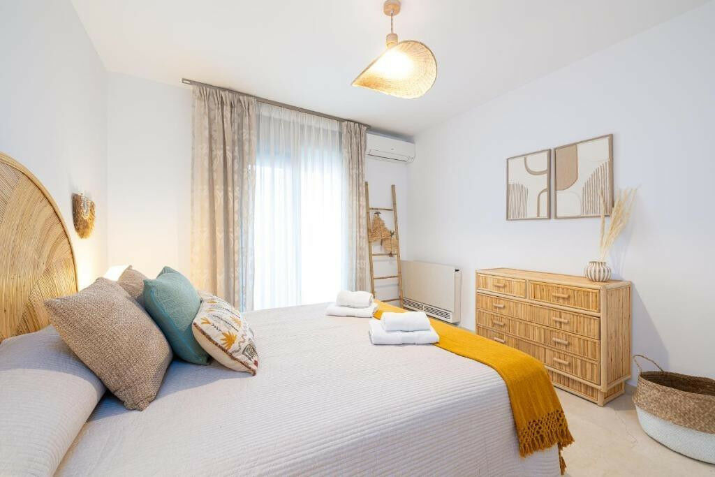 Middle Floor Apartment Fuengirola Málaga - image 35