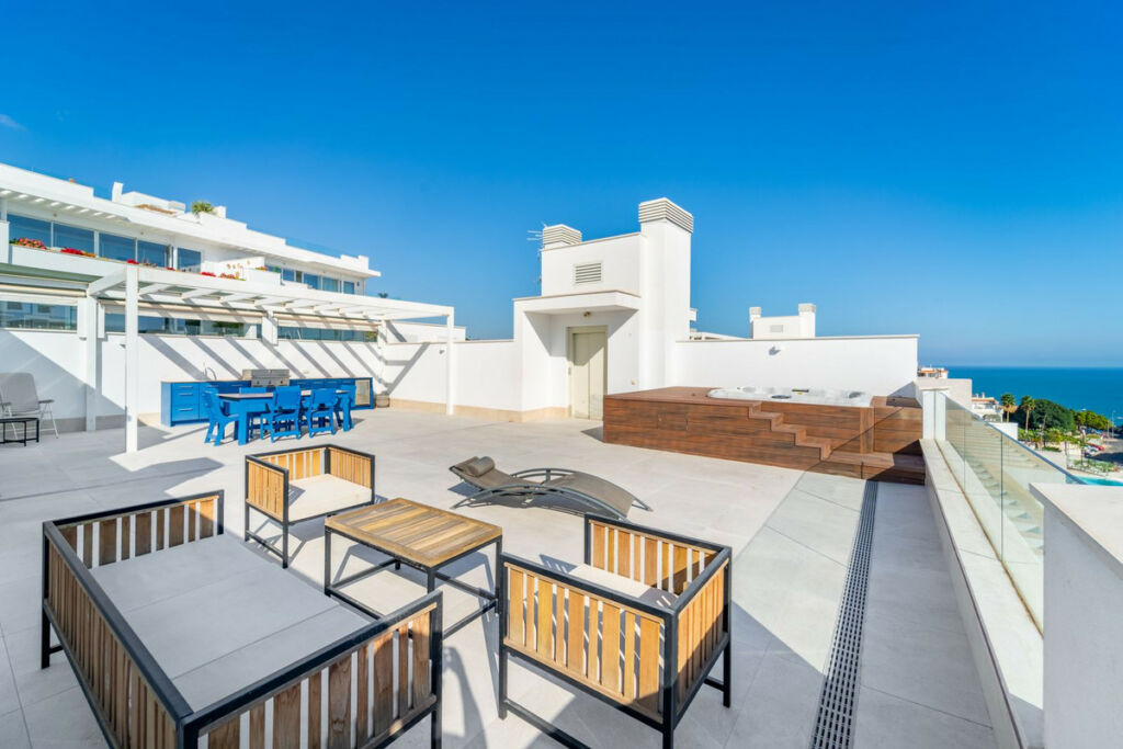 Penthouse La Capellania Málaga - image 35