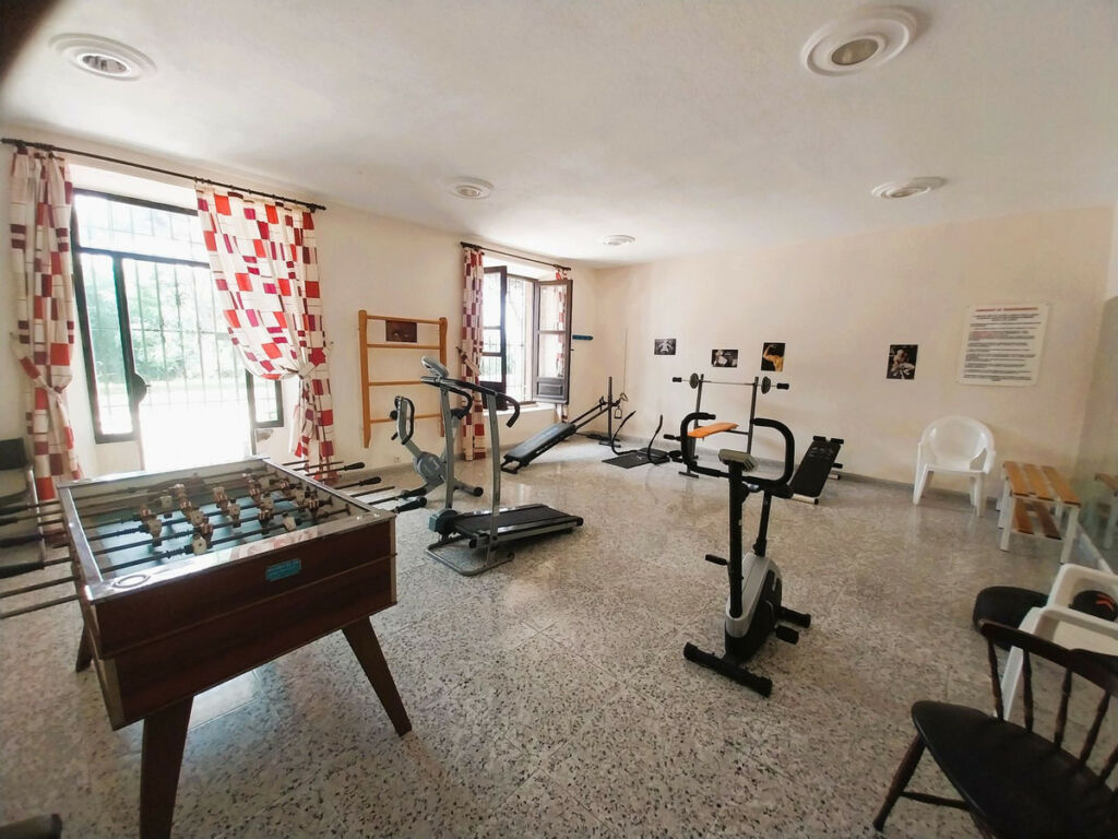 Middle Floor Apartment Calahonda Málaga - image 36