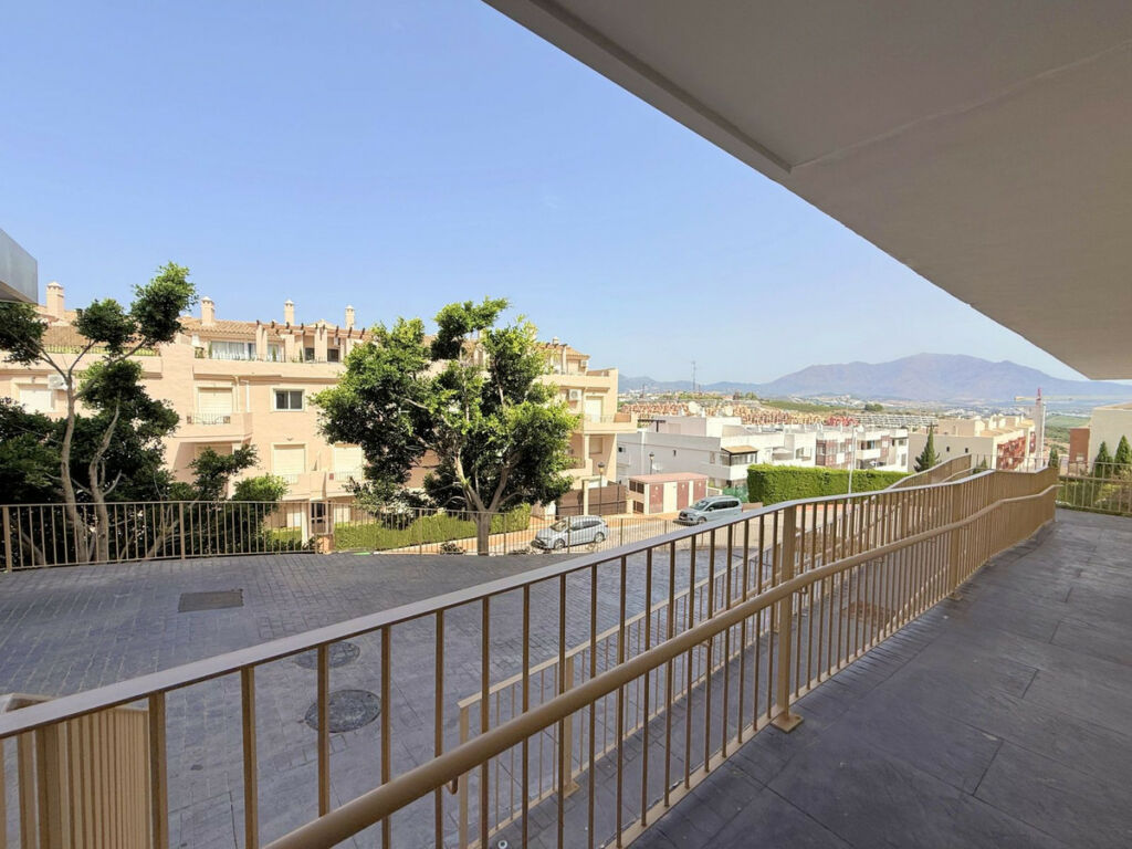 Ground Floor Apartment La Duquesa Málaga - image 35